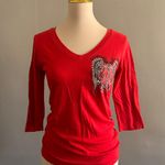 Vocal Wings V-Neck Short Sleeve Shirt | Size: M | Red Photo 0