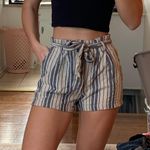 Ivy and Main Flowy shorts Photo 0