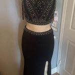 Brand new cropped top with long skirt set Size undefined Photo 0