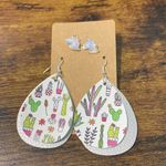 None Unicorn Studs Succulent Plant Dangle Earrings Foil‎ Photo 1