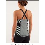 Lululemon  Women's Work It Out Tank Size 8 Photo 7