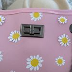 Boutique NEW Daisy Purse Photo 3