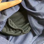 Under Armour  Women Navy Blue Loose Fit Athletic Heat Gear Shorts Size M. Photo 6