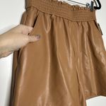ALC Frank NWT ALC Natural Kaleb Faux Leather Shorts Smocked Waist Women's Tan Size Small Photo 3