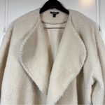 EXPRESS Women’s Beige Classic Soft Sherpa Teddy Open Front Jacket Size Medium Photo 2
