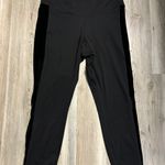 Victoria's Secret Victoria’s Secret Pink Cozy Fleece Lined Leggings size large inseam is 25 Photo 0