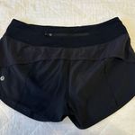 Lululemon Speed Up Low-Rise Lined Short 2.5" Photo 3