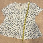 No Boundaries Floral print top in size XL (15-17) •  • Junior Sizing Photo 1