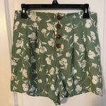 Alya Alta Green Flowered Buttoned Front Shorts, Sz M Photo 0