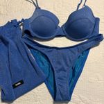 Triangl  Bikini Photo 1