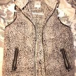 Thread and Supply Sherpa Vest Photo 0