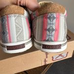Twisted X  Women's Slip on Loper Pink Multicolor Tribal Aztec Size 9 Photo 10