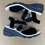 Jambu  Women’s Lilly Wedge Sandals Shoes Size 7 Black Leather Strappy Photo 5