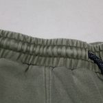 Merrell Scout Sweat Short-Medium-Relaxed Fit-Pockets-Drawstring-Elastic Waist Photo 4