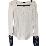 We The Free ‎  people SZ XS BLUE WAFFLE KNIT V-NECK SWEATER CUFF SLEEVE BOHO TOP Photo 5