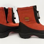 Keen Women's Insulated Waterproof Snow Boot With Side Zipper Size 7.0 Photo 1