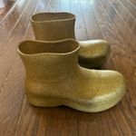 Bottega Veneta Puddle Glitter Monobloc Chelsea Rubber Boots Gold Sz 39 EU/9 US Photo 7