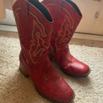 Red cowgirl boots Size 7 Photo 0