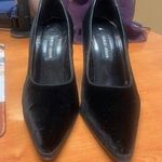 Giorgio Armani WOMEN'S BLACK HEEL PUMPS SZ 37/ US 6.5 , Vintage Photo 0