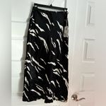 Reformation Pratt Silk Skirt in Black and Cream Print NWT 4 Photo 5