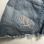 Tally Weijl Tally Weilj • Denim Destructed Light Wash Jean Shorts Photo 3