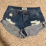 One Teaspoon  Bandits Relaxed Fit Long Rise Distressed Destroy Shorts- Size 25 Photo 2