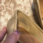 Baretraps  Women’s Gold Flats, Size 8.5 Photo 2