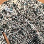 Vince  Blooms Blouse Top Green Blue Print Pleated Size small Photo 9