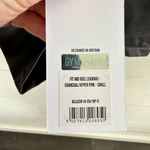 Gymshark Women’s Small Charcoal Grey Pink Seamless Mid Rise Leggings New NWT Photo 1