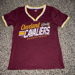 Nba  women's‎ "Cleveland Cavaliers" maroon short sleeve tee size large Photo 0