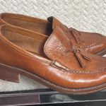 Cole Haan women 7M Vintage Brown Leather Tassel Loafers Dress Shoes Classic Prep Photo 1