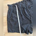 HOUSE OF HARLOW 1960 Linen Blend Shorts Black Paperbag High Photo 3