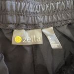 Zella Cuffed Shorts Womens Small Black Elastic Drawstring Waist Activewear Camp Photo 3