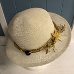 Vintage Kathy Jeanne White Straw Brimmed Straw Hat Nautical Starfish Detail Photo 2