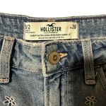 Hollister  Curvy Ultra High Waist Mom Shorts 3" Inseam Denim Daisy Embroidery W26 Photo 2