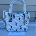 Michael Kors MK Jet Set Girls XS Carryall Tote - Bright White Photo 0
