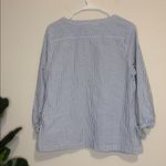 Vineyard Vines Blue White seersucker Striped Shirt with hot pink embroidery M Photo 3