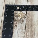 Vintage Unsigned Faux Pearl 3D Flower Brooch Photo 4
