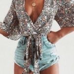 Dalavision V Neck Summer Top Photo 2