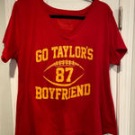Go Taylor’s Boyfriend Size 2X KC Chiefs Travis Kelce Red V Neck Tee Shirt Photo 0