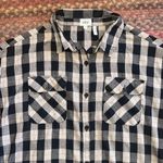 BKE  BLACK & TAN PLAID GINGHAM BOYFRIEND FLANNEL BUTTON UP Photo 2