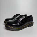 Dr. Martens  1461 Women's Leather Oxford Shoes in Black Distressed Patent Photo 2