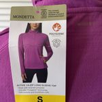 Mondetta  pullover size small Photo 4