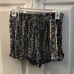 Joe B Flowy shorts Photo 0