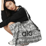 Alo Yoga Women Tote Bag Gray Tie Dye Canvas Cotton NEW Photo 0
