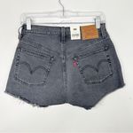 Levi's NWT LEVI’S 501 High Rise Black Wash Denim Raw Hem Jean Shorts Sz. 26 Photo 3