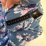 Attention Floral blue chiffon button top Size Large Photo 6