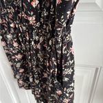 Old Navy V-Neck Flutter Sleeve Romper Photo 2