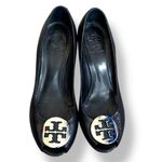 Tory Burch Sally Black Leather Peep Toe Wedge Pumps Logo Gold Medallion Shoe 7 Photo 8