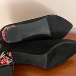 Comfortview Rose Decorated Black Heels Photo 2